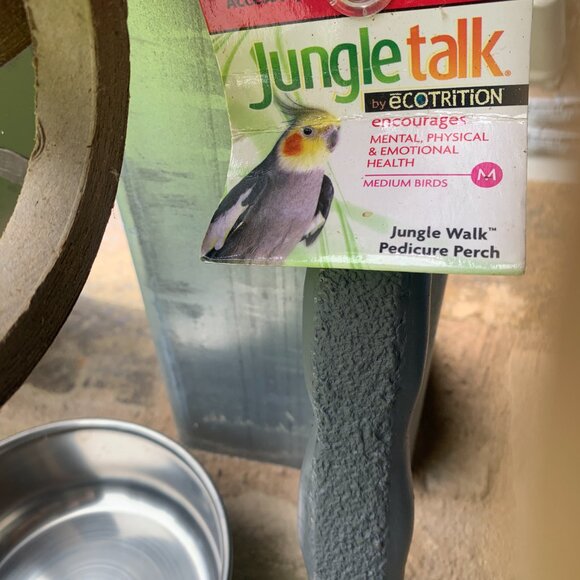 BIRD SUPPLIES - 3pc lot PARROT MACCAW, hanging cage toys, blocks, perch, bowl - Picture 10 of 13